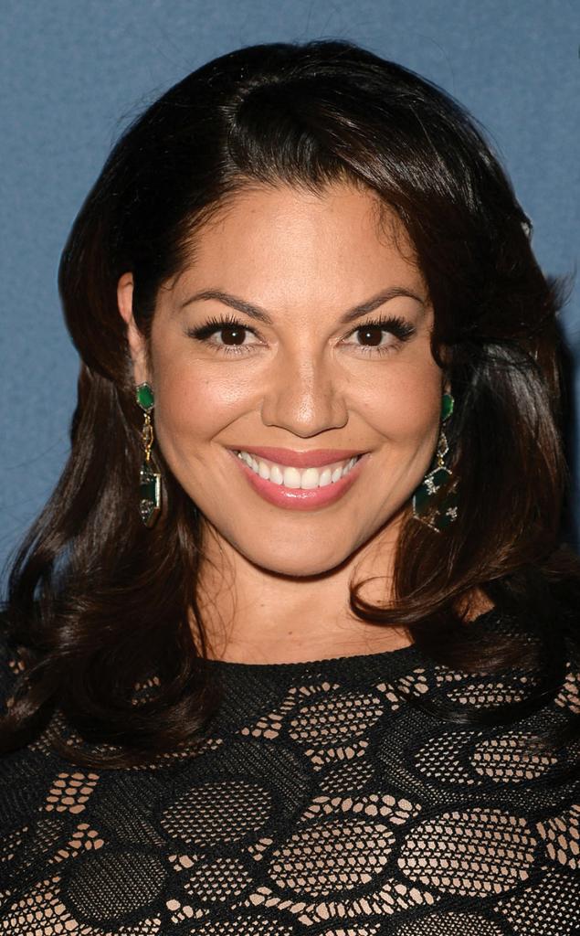 Happy Birthday Sara Ramirez & have a nice day!!  