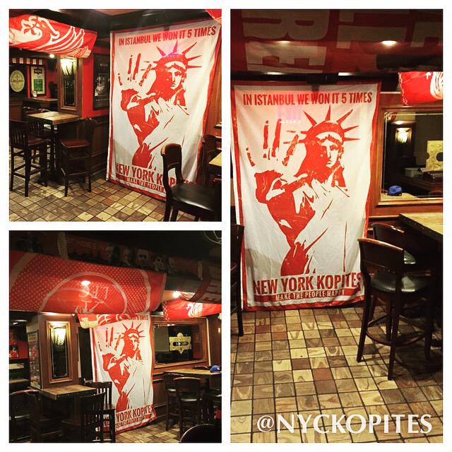NY KOPITES (@nyckopites) on Twitter photo Lady Liberty now joining us at #BootRoomNYC <a href="/TheIApub/">Irish American</a>
We're still waiting for her friend, Lady Luck! @5timesco Lady Liberty now joining us at #BootRoomNYC <a href="/TheIApub/">Irish American</a>
We're still waiting for her friend, Lady Luck! @5timesco