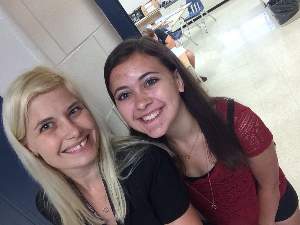 MrsPenricePHS's tweet photo. #FirstDaySelfies #Day1Magic http://t.co/zlgK26GSMy