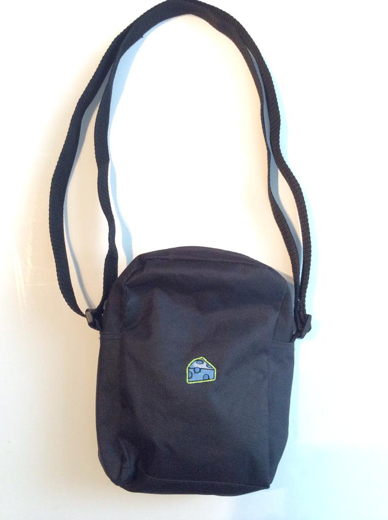 BlueCheese_HQ's tweet photo. BACK IN STOCK #BlueCheese ManBag 

Checkout http://t.co/7p7fzt18XR RT http://t.co/aQzvGaNQRD