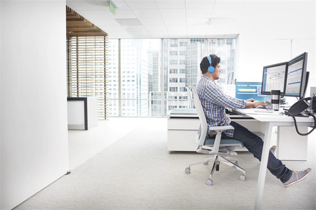 MSFTDynamics365's tweet photo. Is this the beginning of the end for #voicemail? http://t.co/bkF9xj2Dbs #MSDynComm http://t.co/oAeC7loAVi