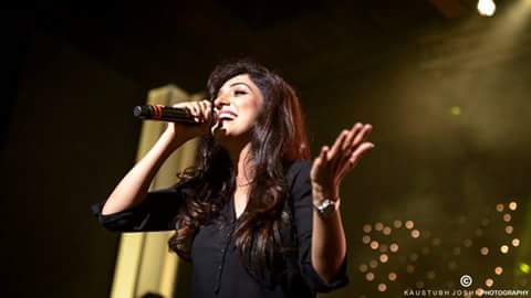 TeamNeetiMohan's tweet photo. From her recent concert😻
Download more images from her official Facebook page! http://t.co/8yWiumRRy2