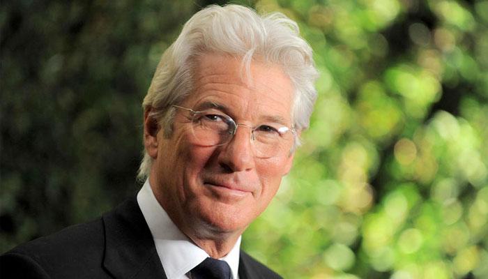  on with wishes 
Richard Gere a happy birthday! 