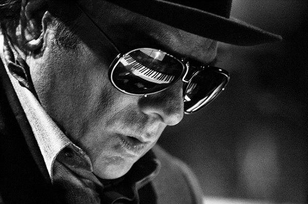 Happy 70th Birthday Watch Van perform \"Domino,\" \"Moondance\" & eight other \"hits\"  