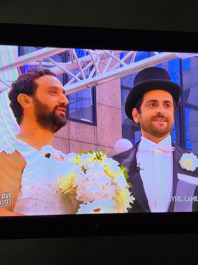 BeyeHabib's tweet photo. Demain c'est la #Rentree2015 pour les enfants mais ce soir c'est @TPMPofficiel avec @Cyrilhanouna @CamilleCombal http://t.co/V5aEKDcB1a