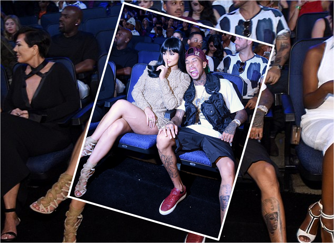AllPinkMagazine's tweet image. Kylie &amp;amp; Tyga Looking Sexy In Their First Awards Show Together bit.ly/1LOhXf0
#KylieJenner #tyga