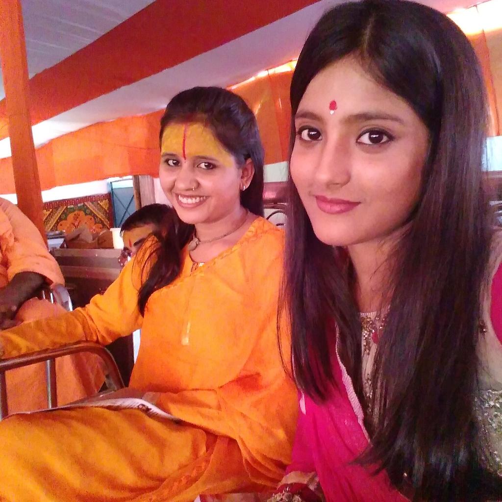 Ulka12official's tweet photo. With Sadhvi Saraswati ,Nashik Kumbh Mela #Respect #Sadhvi
#AgainstCowSlaughter #Hindu
#Saints #EndCowSlaughter http://t.co/FgVKhQXlfK
