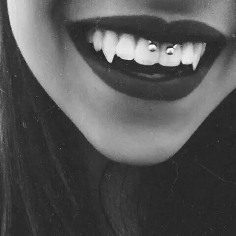 WikiColmillos's tweet image. 