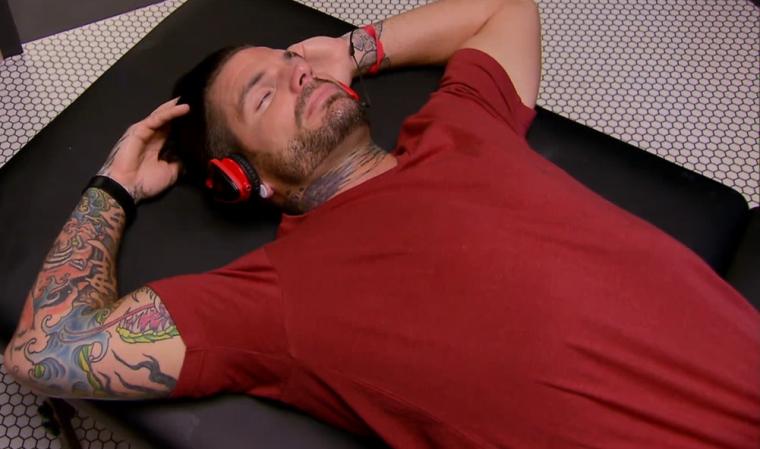  happy birthday to you my best wrestler Jeff Hardy. I wish you the best. 