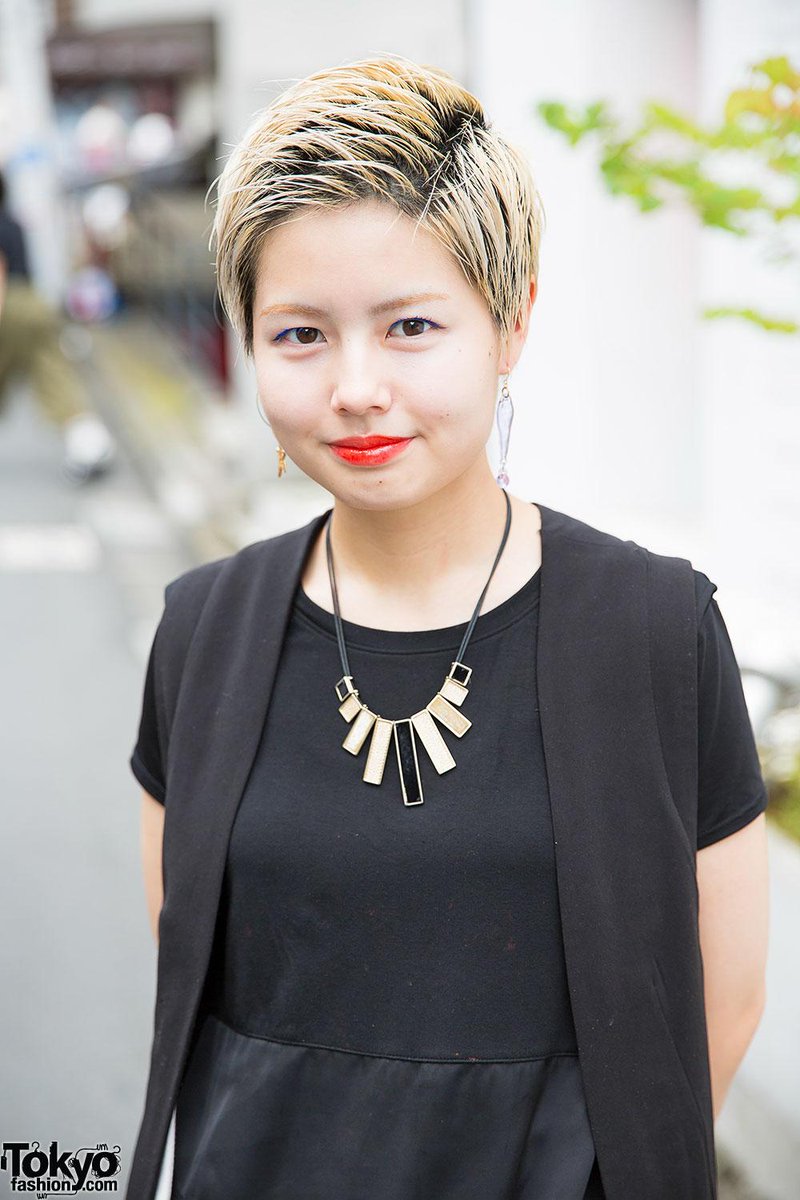Harajuku Girl Short Hair Dark Fashion Japanese Brands Murua