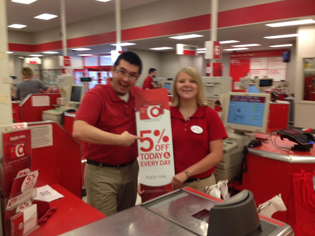matt_r13's tweet photo. #0756 Rockin Redcards! 9 Redcards by 2pm and Rockstar Kellie with 4 in 2 hours! #InTheZone @KellyPike6 @NCHokies74 http://t.co/Lni9zMZd9r