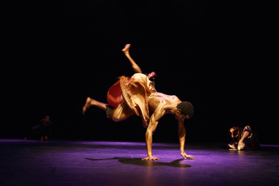 cfbaarn's tweet photo. Heel veel bijzondere optredens dit jaar! Met o.a. @SamadhiDance @FGChoirSoest &amp; Mylou Mazali http://t.co/PyBZTzBPNn http://t.co/M5r72UbYFc