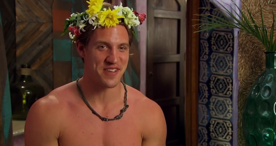 Bachelor In Paradise - Season 2 - Episode Discussions - #3 *Sleuthing - Spoilers*  - Page 4 CNx1jLpWcAAQFFR