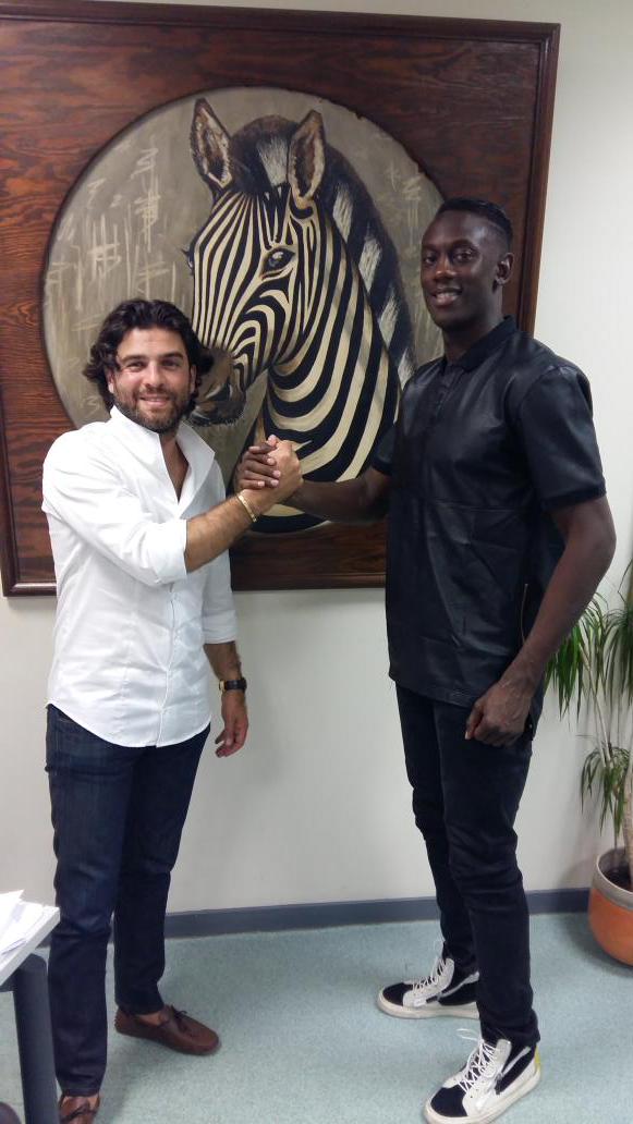 Mehdi Bayat (@mehdibayat79) on Twitter photo Amara BABY signe <a href="/SportCharleroi/">Royal Charleroi Sporting Club</a> pour une saison ( + une année en option ). Amara BABY signe <a href="/SportCharleroi/">Royal Charleroi Sporting Club</a> pour une saison ( + une année en option ).