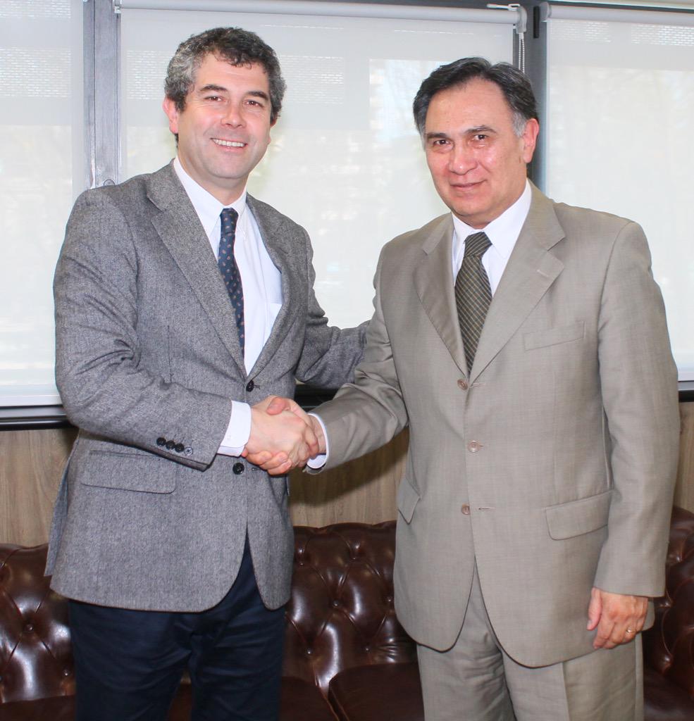 El Int. de La Araucanía <a href="/AndresJouannet/">Andrés Jouannet</a> recibió saludo protocolar del presidente del <a href="/araucaniacore9/">CORE Araucanía</a> Miguel Mellado.