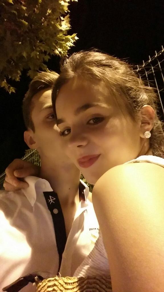 Silviaa_6's tweet photo. Enamorada de ti @javilopez95 💞 http://t.co/unfoTior6a