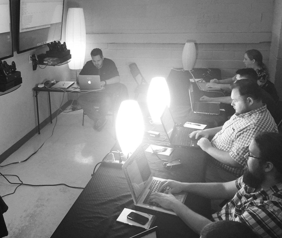 RT <a href="/Nerdiesdotme/">Nerdies</a>: Congrats to our sister company <a href="/blurstatecode/">Blur State</a> on the start of their first class. #CodeOn