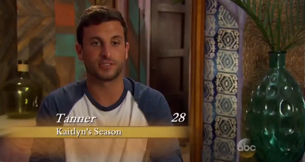 Bachelor In Paradise - Season 2 - Episode Discussions - #3 *Sleuthing - Spoilers*  - Page 3 CNxt7HoWIAAzEMm