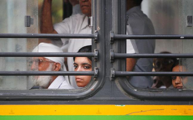 IndiaToday's tweet photo. There is a good news for Delhi commuters. DTC buses may soon get free wi-fi on-board 

http://t.co/NPRfSXBOsU http://t.co/NoBAOOjEAT