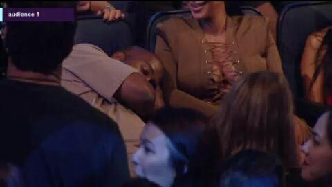 WHlTEGIRLPOSTS's tweet image. Freshman Year V.S. Senior Year