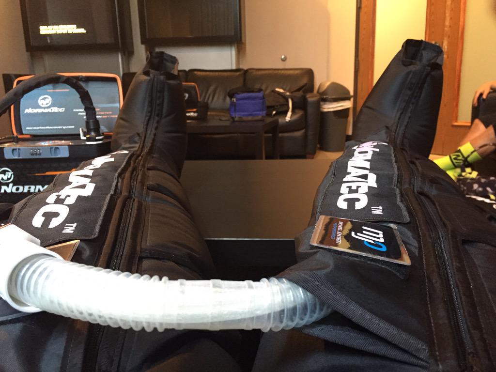 HatchStrength's tweet image. #normatec recovery after a solid leg day!   #hatchettstrength
@hnsupps #hnathletesearch #hardcorenutrition #hnsupps