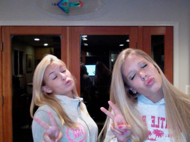 Happy Birthday Lil B (not so lil anymore because you\re an adult) hope you have a super fabulous birthday!! Love ya  