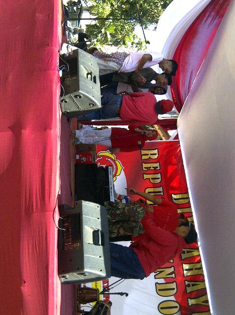 bu lurah omy bernyanyi bersama karta karya bhakti pasundan trimakasih bu lurah atas semua parsitipasinya,