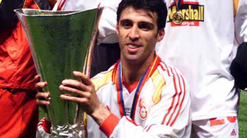 Happy birthday to Hakan Sukur who turns 44 today. 