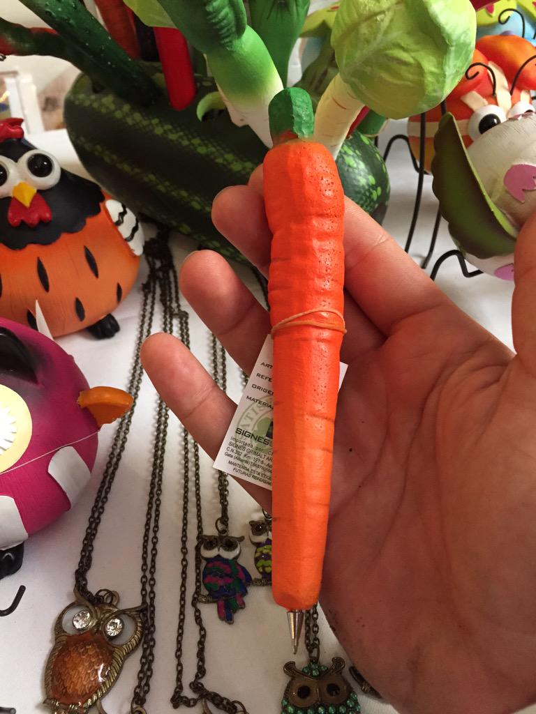 London_FD's tweet image. Best pen set ever! #fruit&amp;amp;vegpens