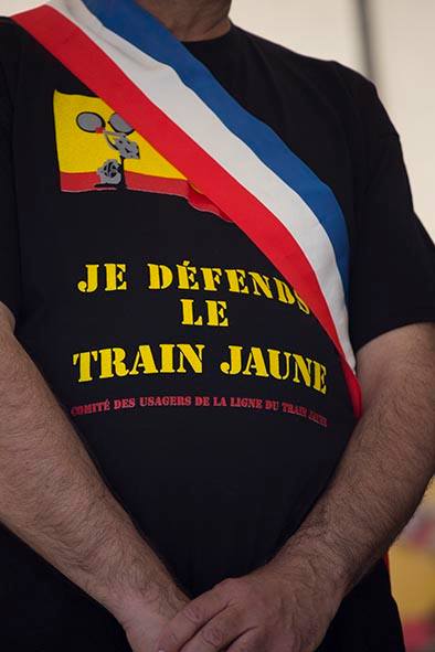 Défendre le #TrainJaune #Canari ! #cerdagne #capcir #pyrénéesorientales goo.gl/buUqvL