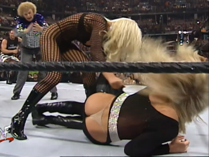 Terri Runnels vs. The Kat Wrestlemania 2000 -⭐ 