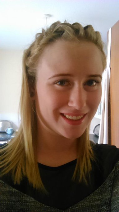 Felt like trying out a new hair do today :) http://t.co/CHJk5zNTCB<a href="/tag/thongthursday"class="tags"><span>#thongthursday</span></a>