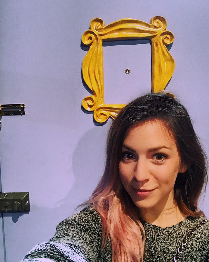 GemmaAnneStyles's tweet image. And E is for... Ello mate! #FriendsFest @ComedyCentral