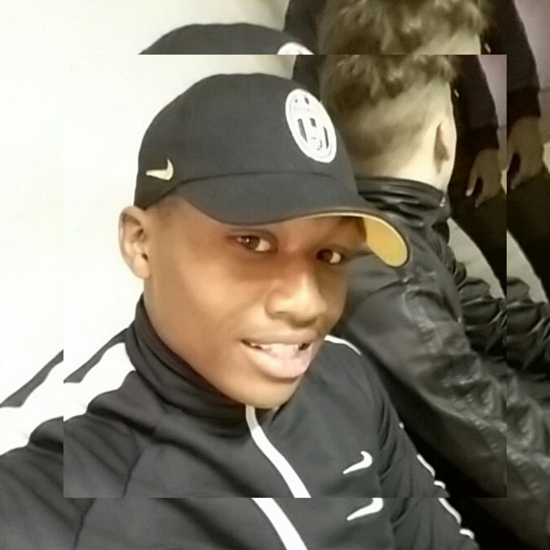 LC95off's tweet image. Envoier vos photos je fait un montage 😘 -    kiw.im/12gWxdw9Pdg