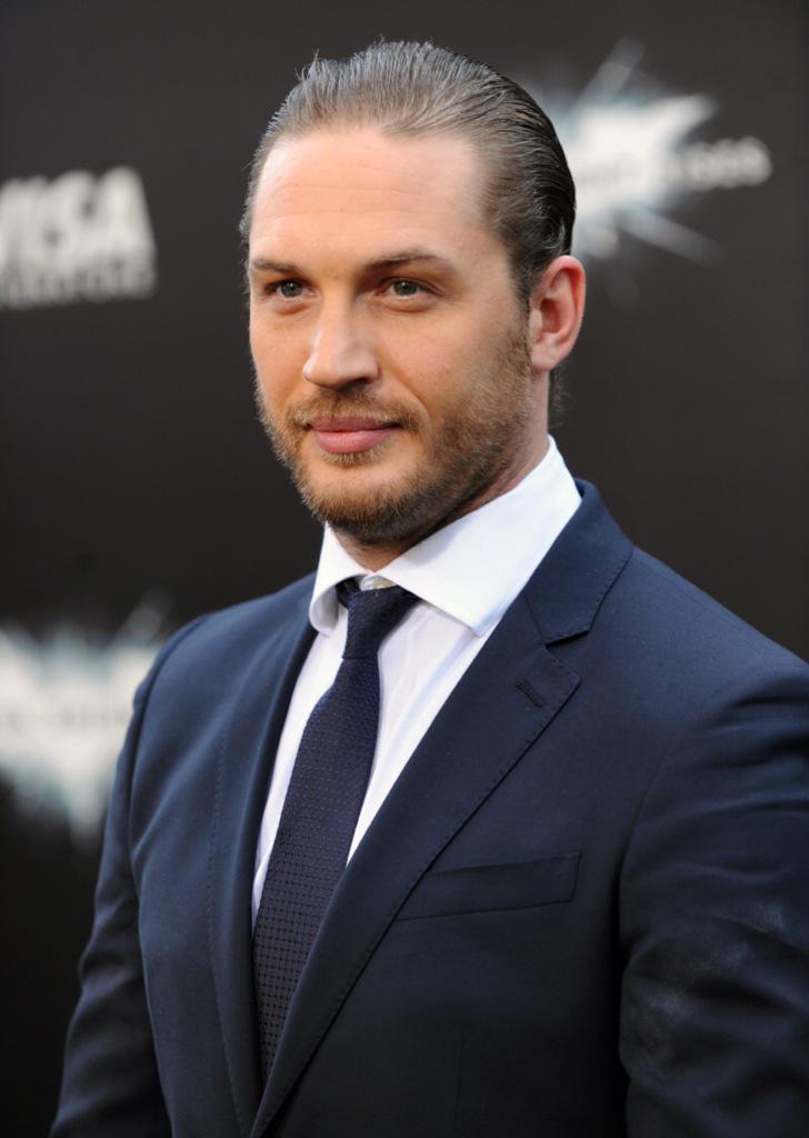 Happy birthday to Tom Hardy, 1 of my favourite actors of all time   