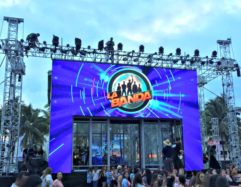 roc_off's tweet image. Always making a safe and reliable production #specialevent, #labanda #trusssystem #customizedevents #Reliablepartner