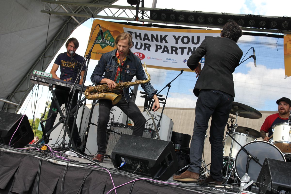 summitbeer's tweet photo. Dear @AlChurchmusic, your band was amazing to watch (and dance with) at #BackyardBash2015 Thanks again for coming! http://t.co/MyAgWh1Ibu