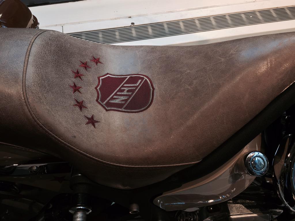 darrenrovell's tweet image. NHL motorcycle built by Orange County Choppers. On sale at NHL store in Manhattan for $100K