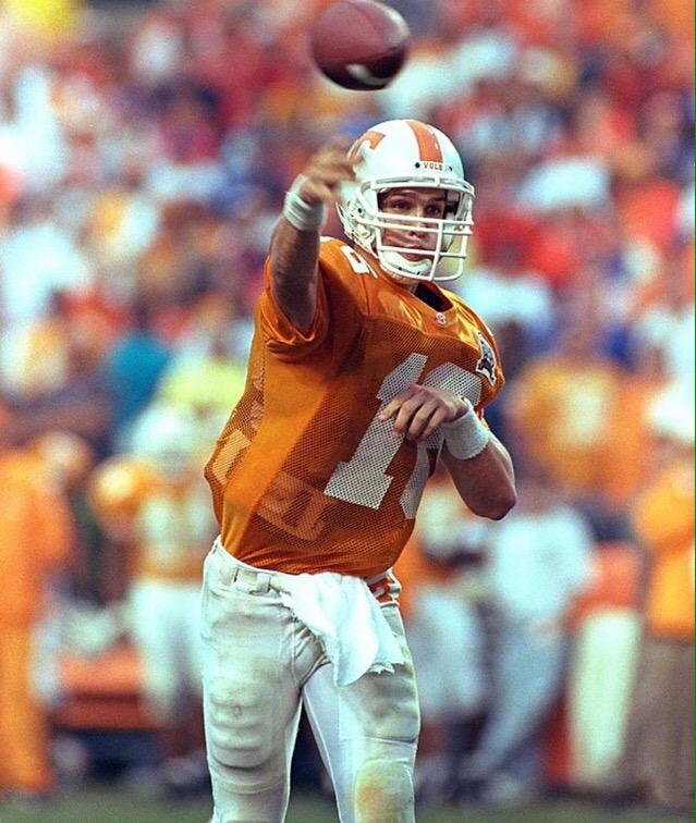 Best College QB of All Time
-Sweet Sixteen-
RT for Russell Wilson, FAV for Peyton Manning