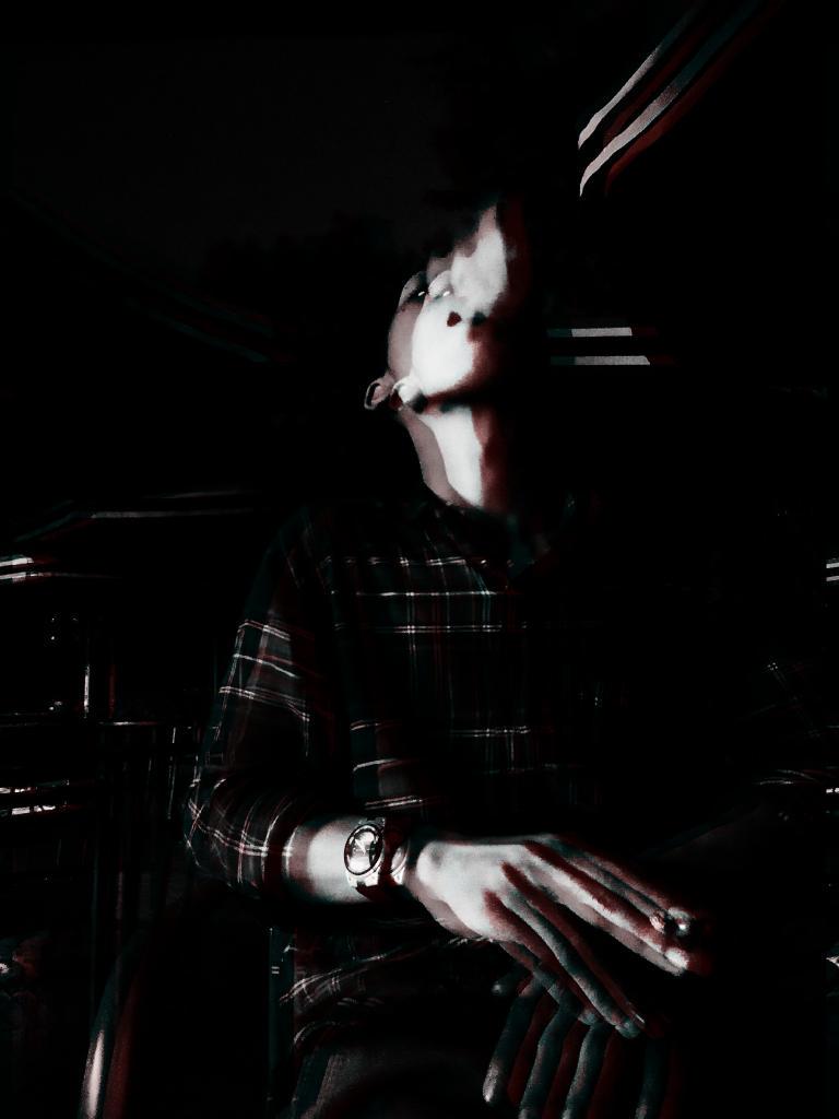 samataring's tweet image. When smoke is going down