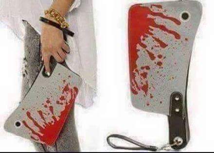 nourashraf593's tweet photo. شنط جديدة بمناسبة العيد 😕 نعععععععم 😑
احنا تدهورنا اوي كدا 😑 http://t.co/BGK5L0cf6h