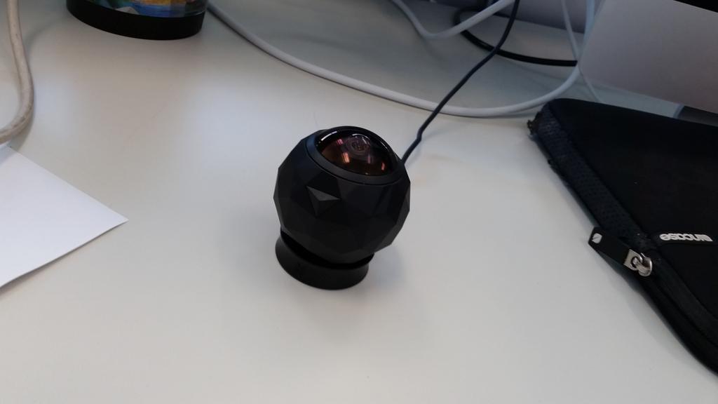 adrianmedina555's tweet photo. #NPGDigital  360 fly camera http://t.co/67KeRW65eq