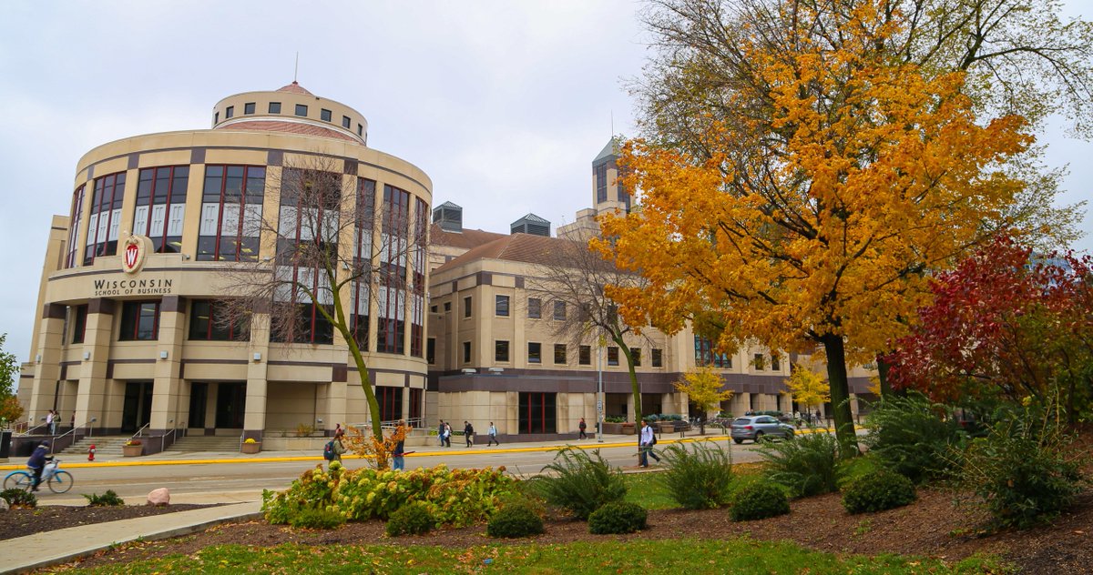 #MadisonWI named the friendliest college town in America, via <a href="/Bustle/">Bustle</a>: ow.ly/SflzD Photo Joey Reuteman