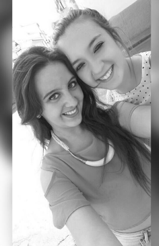 anitajc16's tweet photo. Oh mi pequeña @palomagj29 http://t.co/fFAZXge6T2
