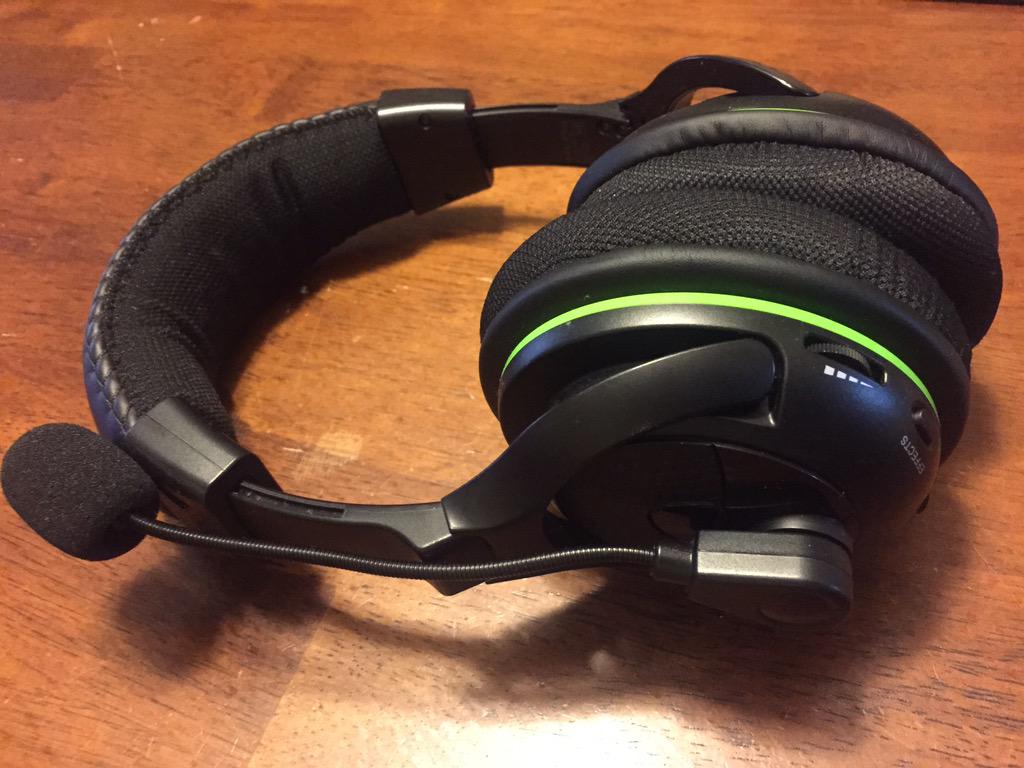 PrestigeGaming7's tweet photo. 😈Selling wireless Xbox 360 Headset
@HastyRT @CarlsRTs @TopRtss @ShoutoutLobby @ShoutGamers @ShoutRTs @GamerRTer http://t.co/Pq2u7XCbdu