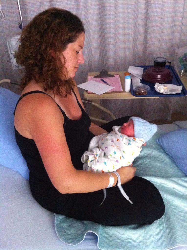 janetwalker85's tweet photo. Welcome to the Walker clan little Izah Christopher! Joined the world this morning... Absolutely precious! #nephew http://t.co/XtEdjJvugb