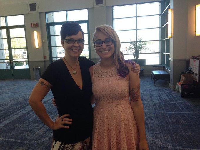 Meet my new crush @gabydunn #ccon http://t.co/98jmw05OnO