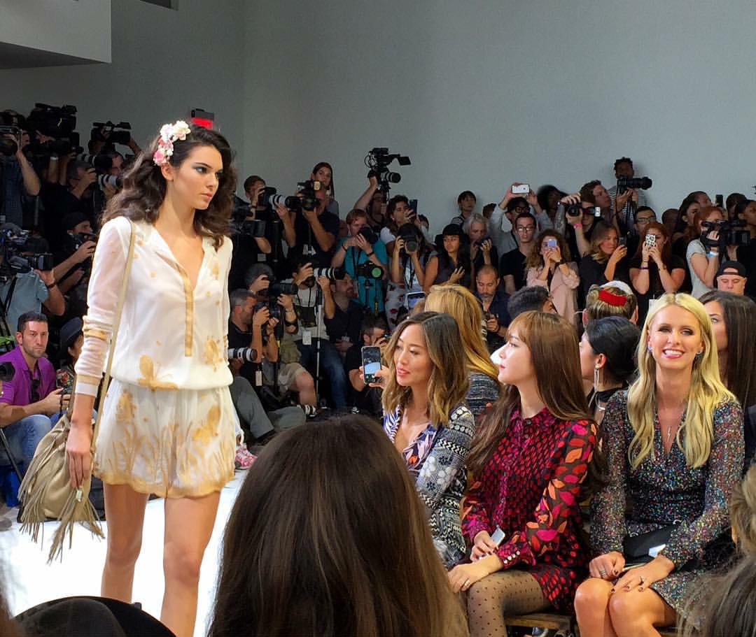 hyori_sunie's tweet photo. Aimee Song, Jessica Jung, Nicky Hilton :) http://t.co/mHVEvwAq9I