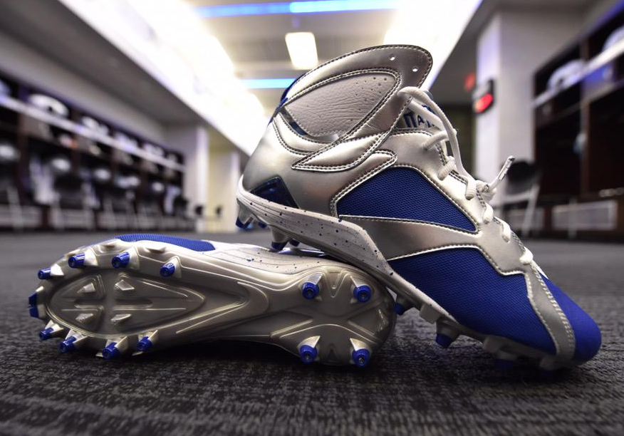 dez bryant cleats