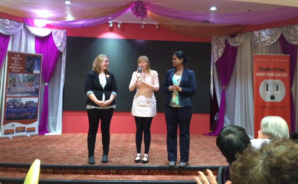 ScarboroughNDP's tweet photo. .@laurapatrickndp @NDP_HQ #Scarborough #Agincourt celebrates Moon festival with @torontolabour #ChineseWorkersNetwork http://t.co/zBbjLl8y7Q